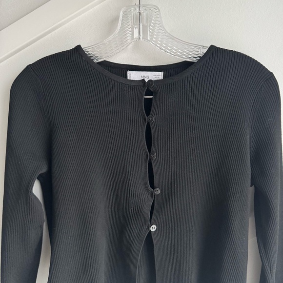 Mango fine knit long sleeved half button top Black Cut-Out size M - Picture 8 of 12